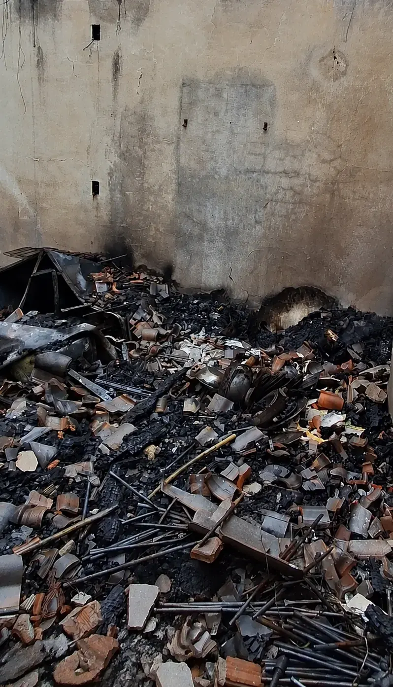 Cozinha após o incêndio